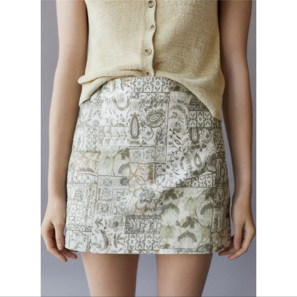 BDG green white and beige mini skirt